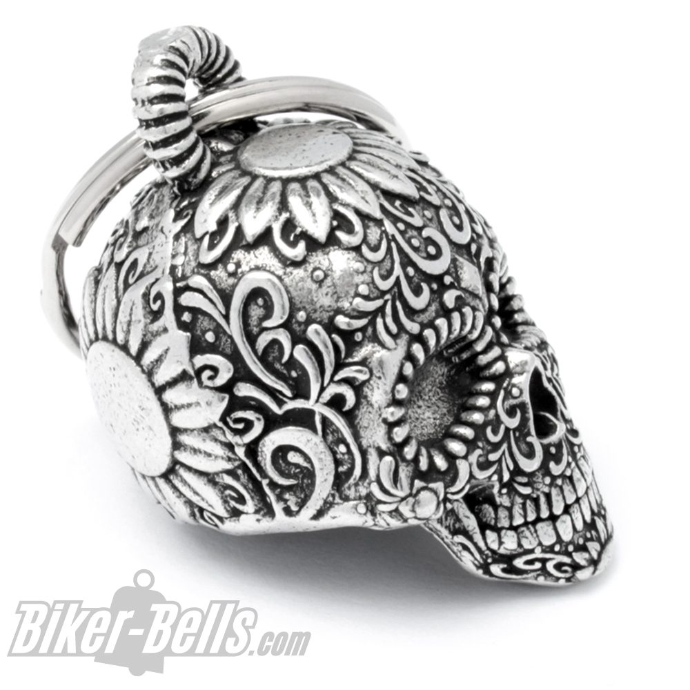 Biker Bell 3D Totenkopf Biker-​Bell verziert mit Blumen mexikanischer Candy Skull MoFa Lounge Künzelsau Hohenlohe Baden Württemberg 2