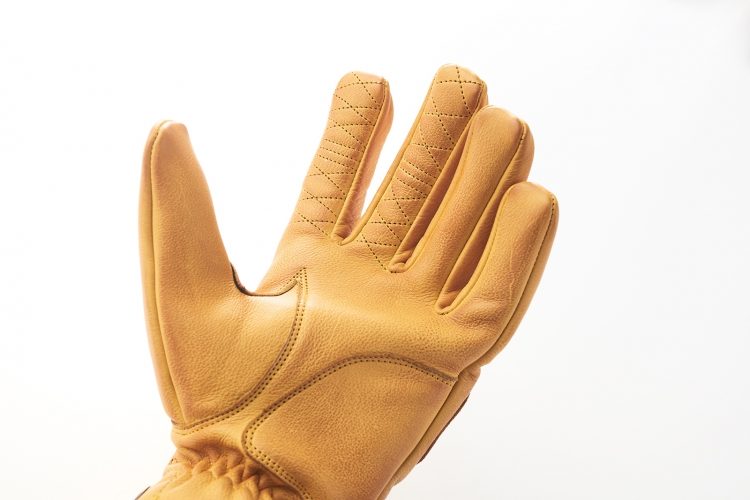 Fuel United Gloves_MoFa Lounge Künzelsau Hohenlohe 6