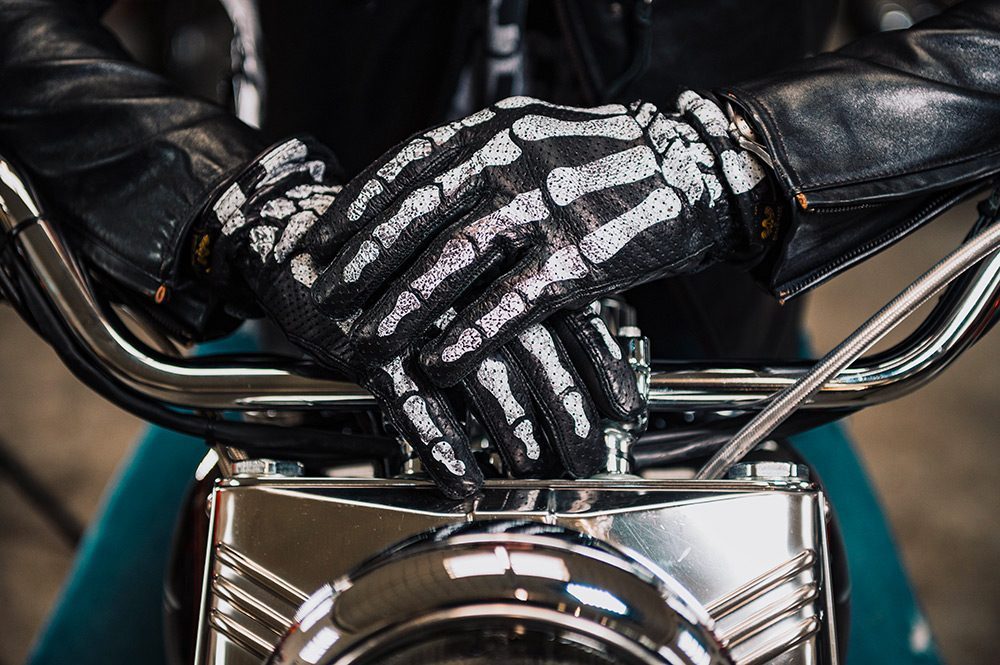 rude riders Bones Motorradhandschuhe aus schwarzem Leder MoFa Lounge Künzelsau Hohenlohe Baden Württemberg 2