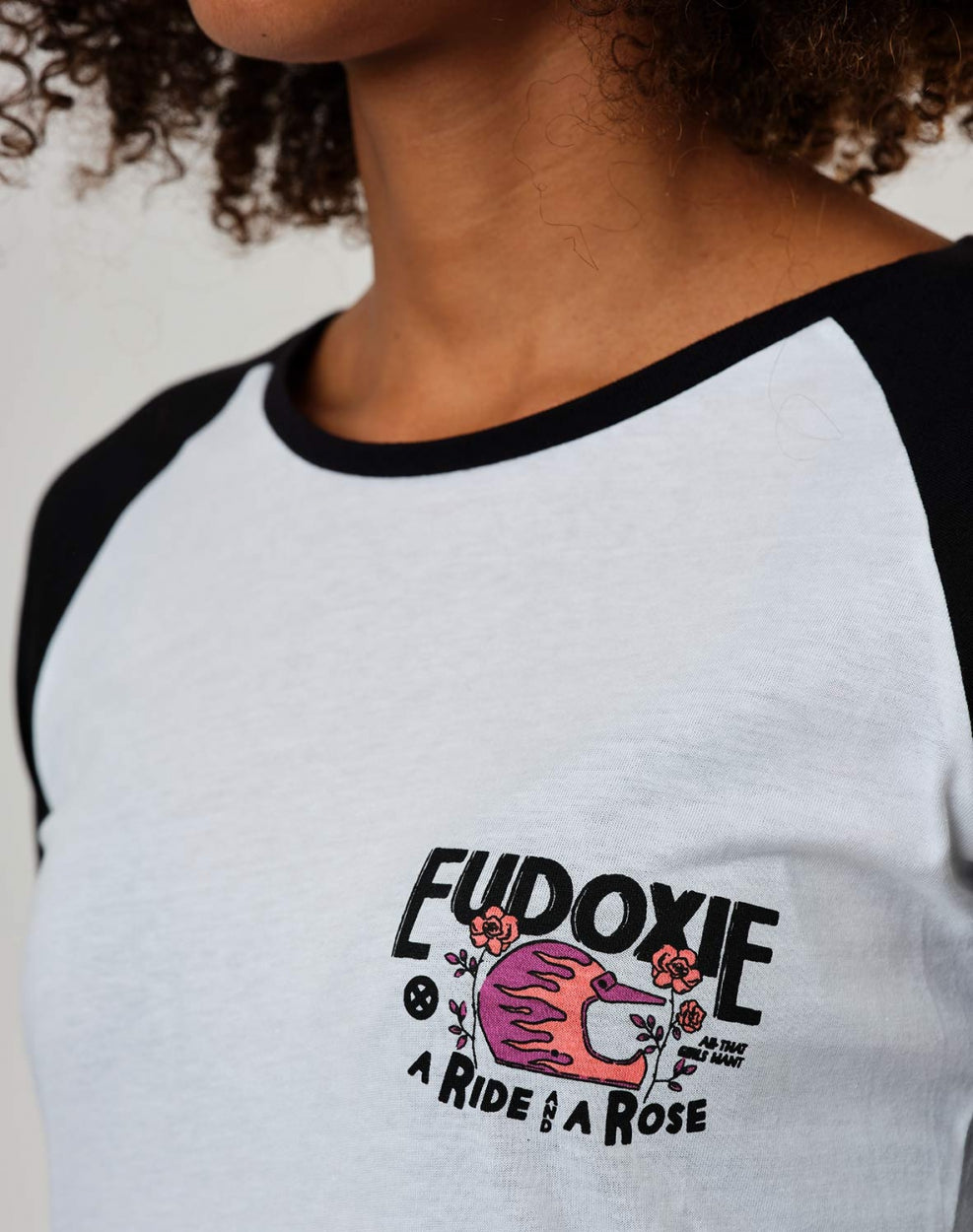 Eudoxie Baseball T-Shirt Celia MoFa Lounge Künzelsau Hohenlohe Baden Württemberg 2