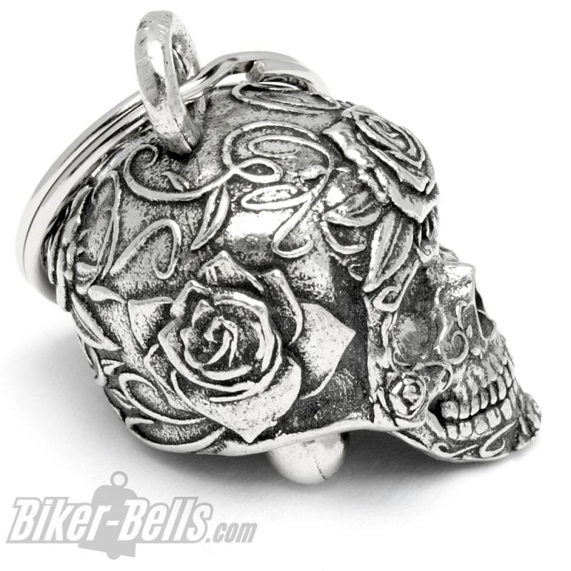 3D Totenkopf Bravo Bell verziert mit Rosen Blumen Candy Skull MoFa lounge Künzelsau Hohenlohe Baden Württemberg 2