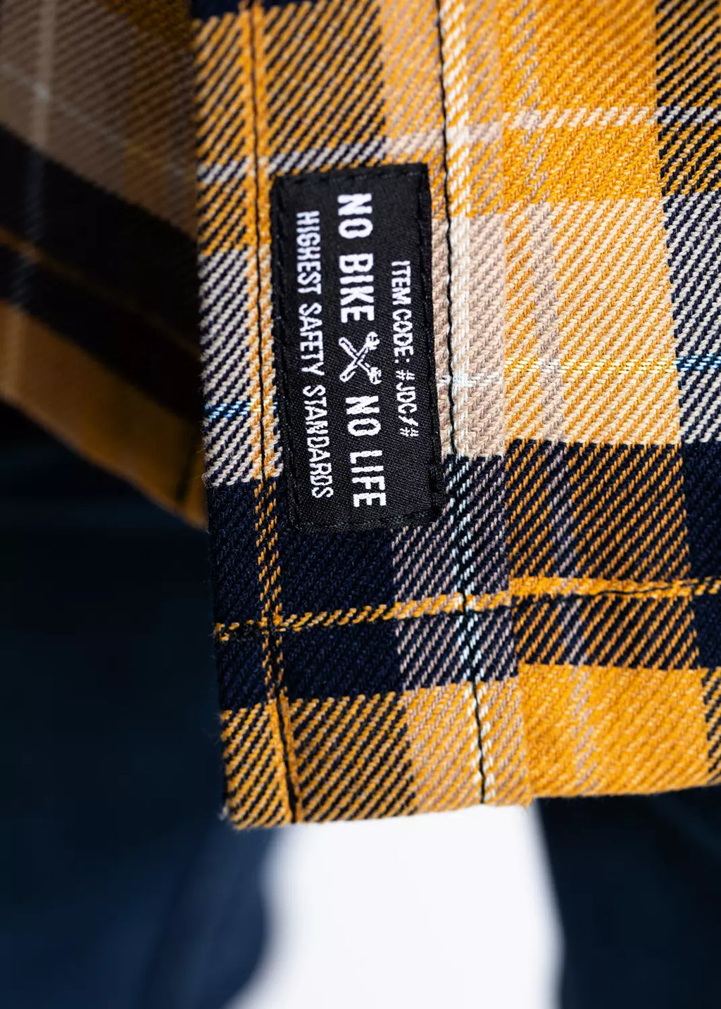John Doe MOTOSHIRT YELLOW XS MoFa Lounge Künzelsau Hohenlohe Baden Württemberg 3