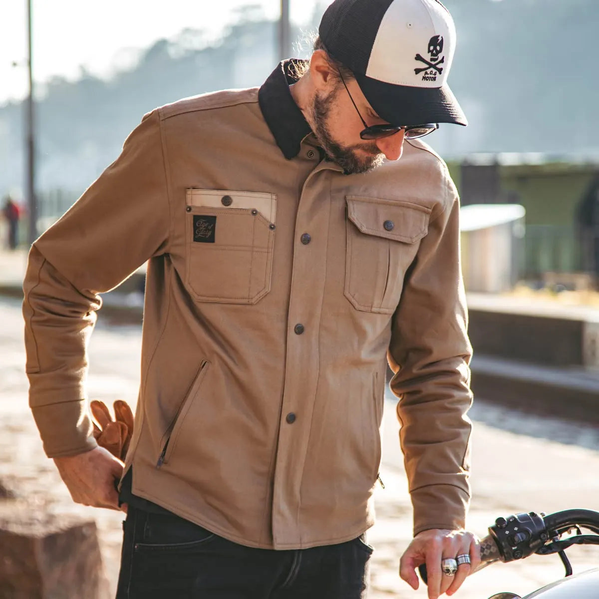 Age of Glory Runaway Riding Shirt Desert Khaki MoFa Lounge Künzelsau Hohenlohe Baden Württemberg