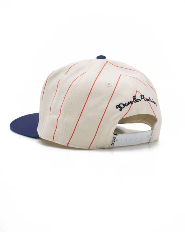 Deus Ex Machina Alvia Cap Cream MoFa Lounge Künzelsau Hohenlohe Baden Württemberg 1