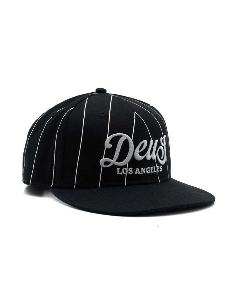 Deus Ex Machina Alvia Cap Black MoFa Lounge Künzelsau Hohenlohe Baden Württemberg 3