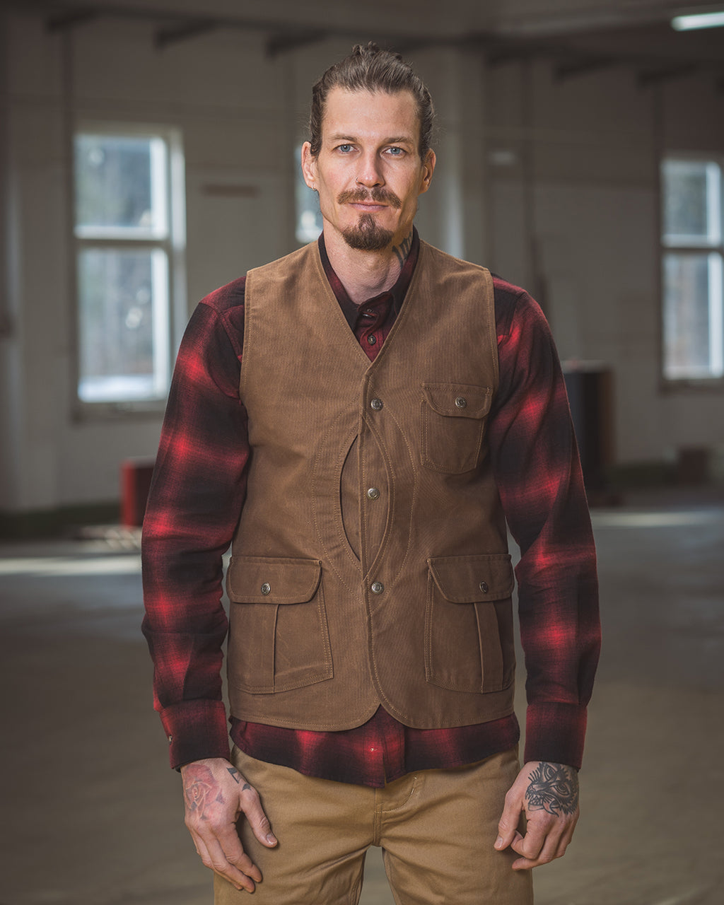 Pike Brothers 1928 Hunting Vest Waxed Sand MoFa Lounge Künzelsau Hohenlohe Baden Württemberg