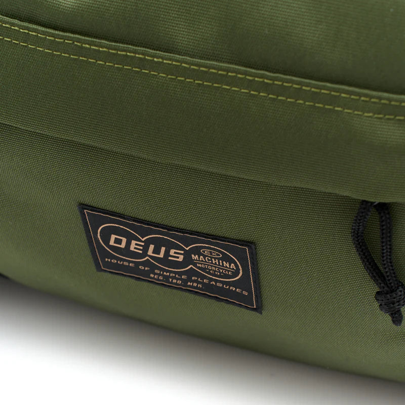 Deus ex Machina Tasche – Utility Duffle olive MoFa Lounge Künzelsau Hohenlohe Baden Württemberg 2