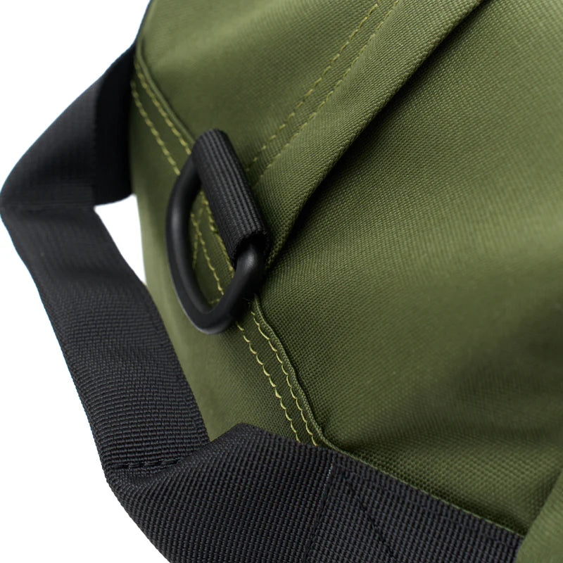 Deus ex Machina Tasche – Utility Duffle olive MoFa Lounge Künzelsau Hohenlohe Baden Württemberg 4