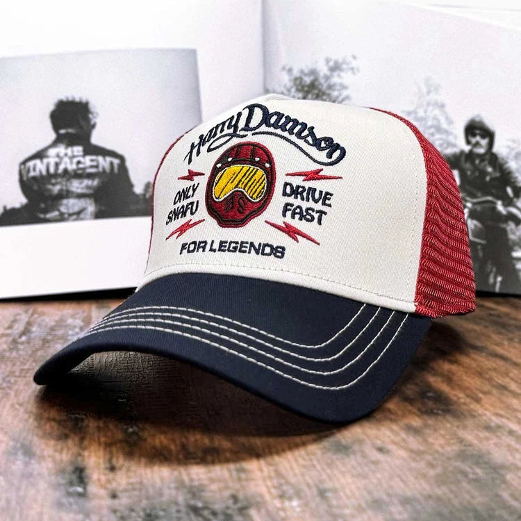 Trucker Cap Heritage – Rot Weiß Blau Harry Damson Collector’s Edition MoFa Lounge Künzelsau Hohenlohe Baden Württemberg 2