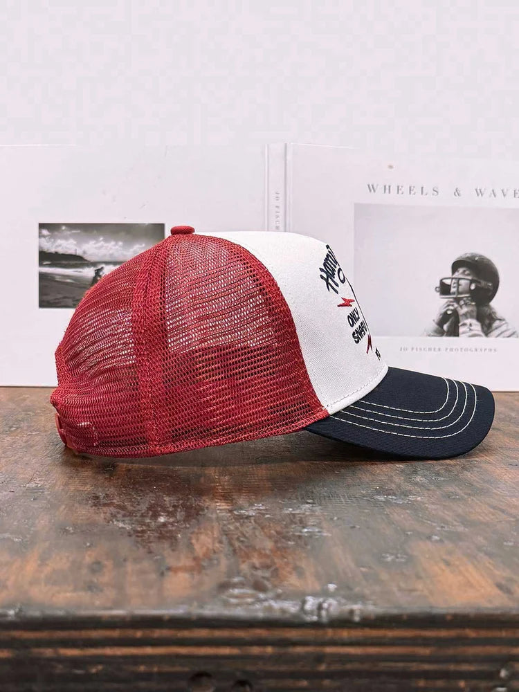 Trucker Cap Heritage – Rot Weiß Blau Harry Damson Collector’s Edition MoFa Lounge Künzelsau Hohenlohe Baden Württemberg 3