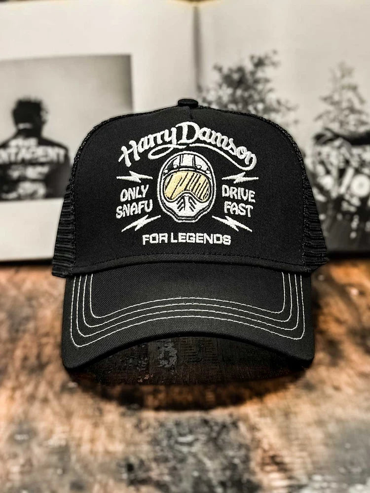 Trucker-Cap-schwarz-schraegansicht-links-only-snafu-drive-fast-helm-harry-damson