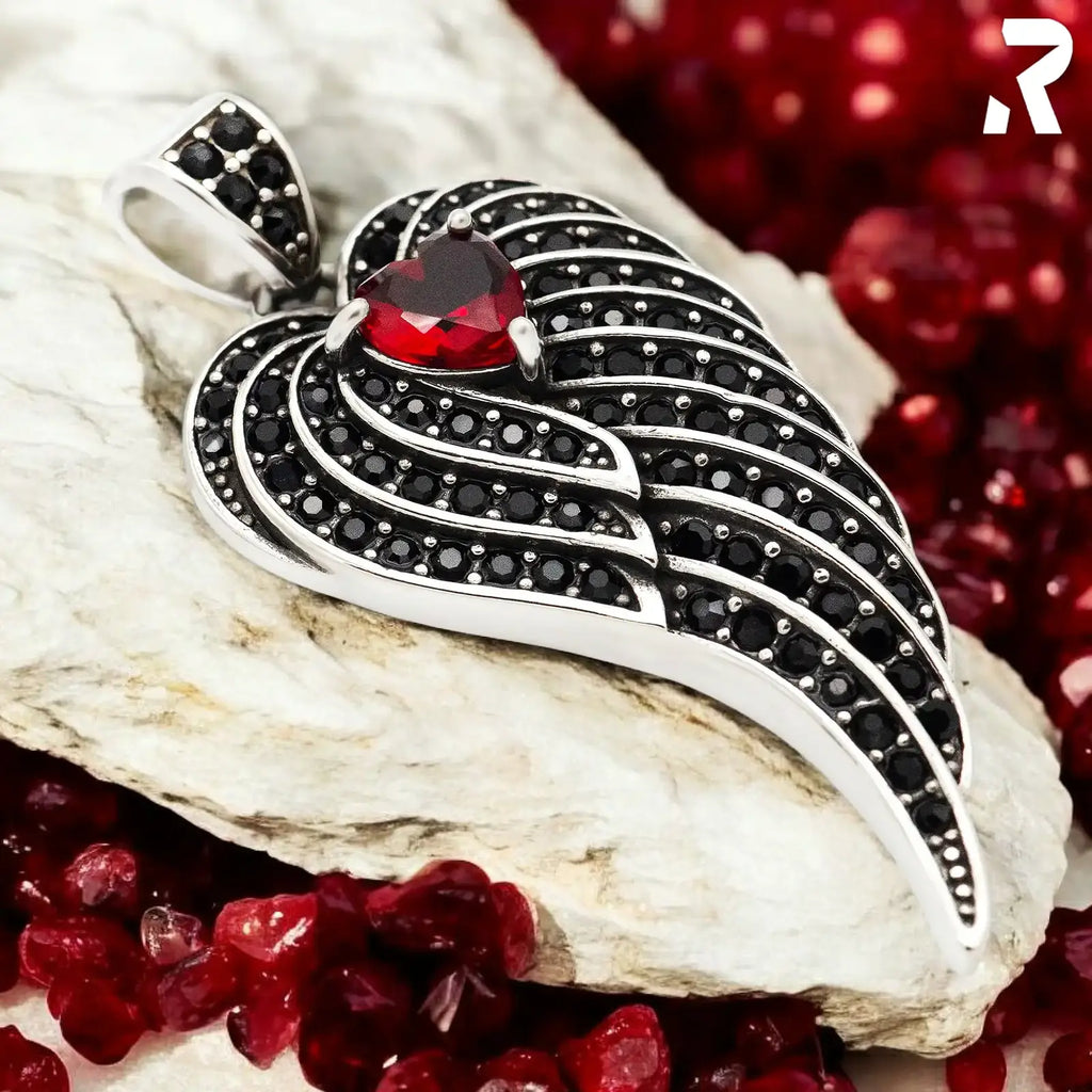 Rockyfy Heart Wing Red by Rockyfy – Edelstahl-Anhänger mit rotem Herzstein MoFa Lounge Künzelsau Hohenlohe Baden Württemberg