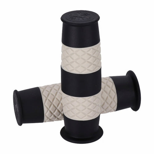 13 1-2, Outlaw grips. Black-White 1 Zoll MoFa Lounge Künzelsau Hohenlohe Baden Württemberg 3
