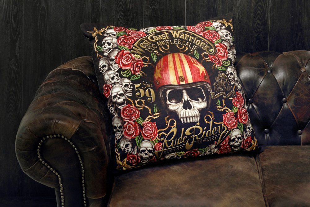 Rude Riders Totenkopf Kissen Mofa Lounge Künzelsau Hohenlohe Baden Württemberg 2