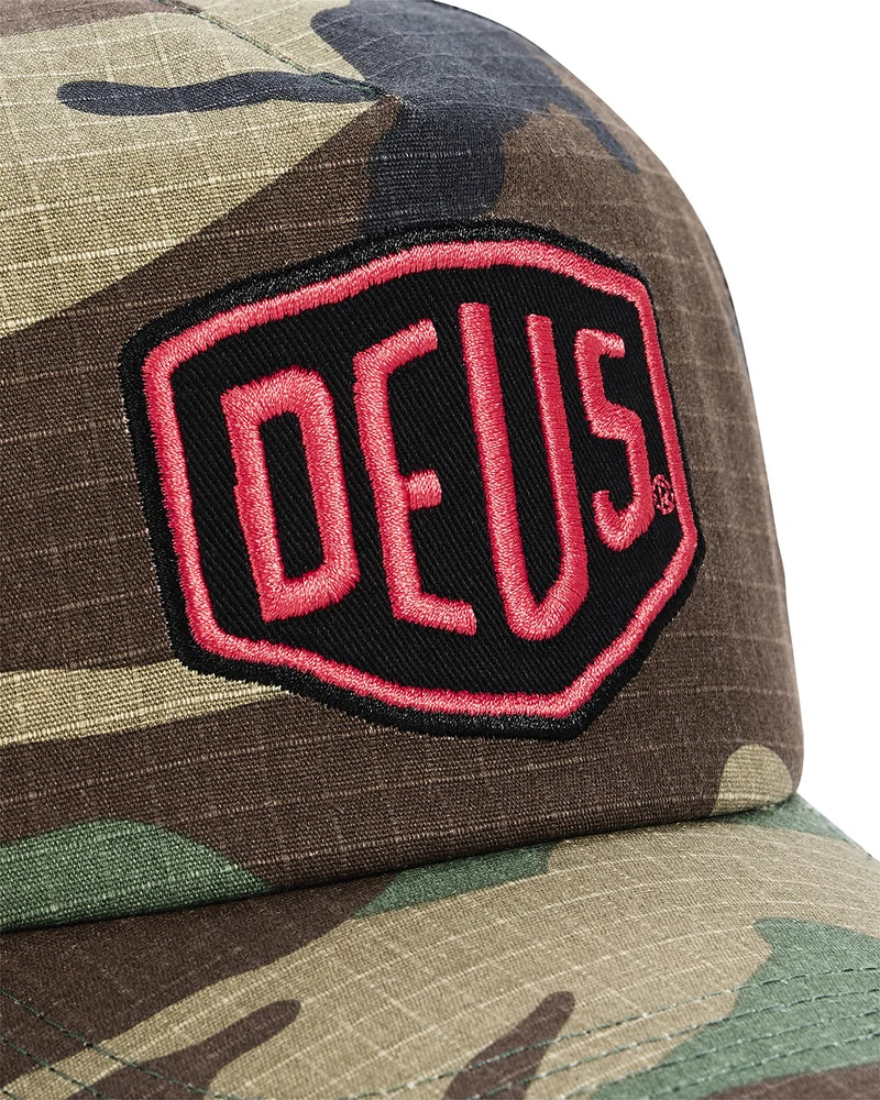 Deus ex Machina Paris Camo Shield Cap