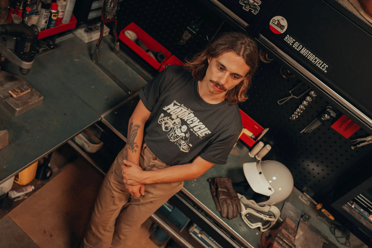 Age of Glory Golden Age Tee Washed Black