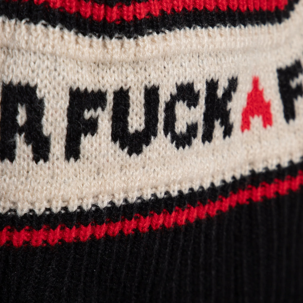 King Kerosin Strickmütze 'Never fuck a fucker' in Schwarz