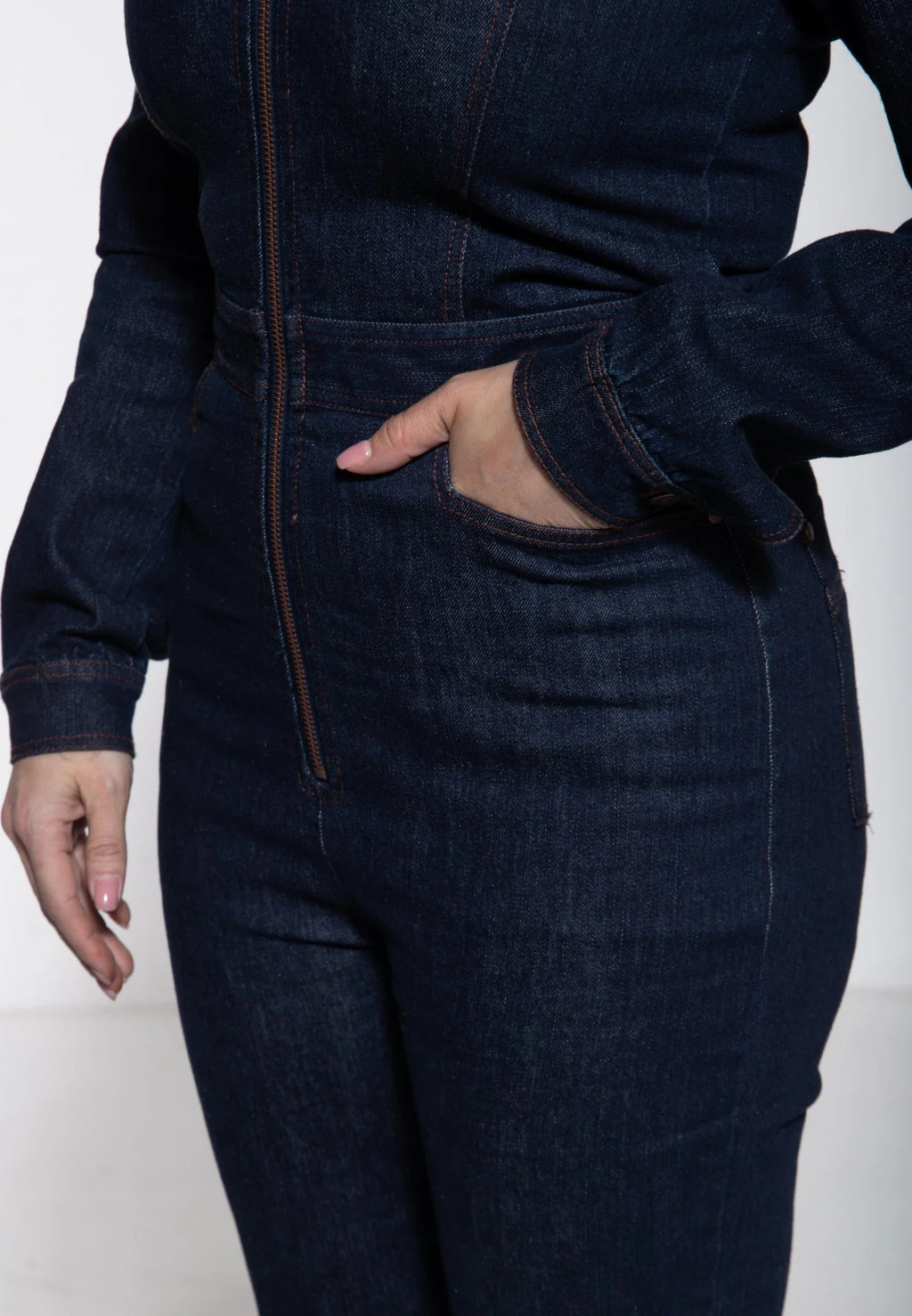 Queen Kerosin Damen Denim Jumpsuit "Bakersfield" in Dark Blue Wash