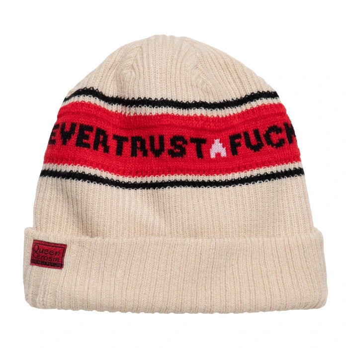 Queen Kerosin Strickmütze 'Never trust a fucker' in Beige